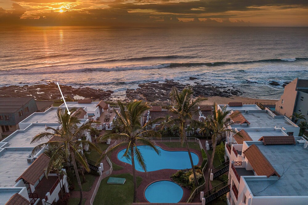 Le Paradis Self Catering Beachfront Apartments — 4-Star Luxury Hotel in Ballito, South Africa