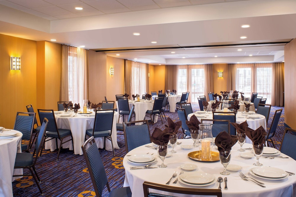 Courtyard by Marriott Providence Downtown - photo 26