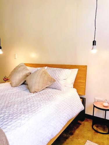 Maboneng NY Style Loft with Free Secure Parking&WiFi — 4-Star Luxury Hotel in Johannesburg, South Africa