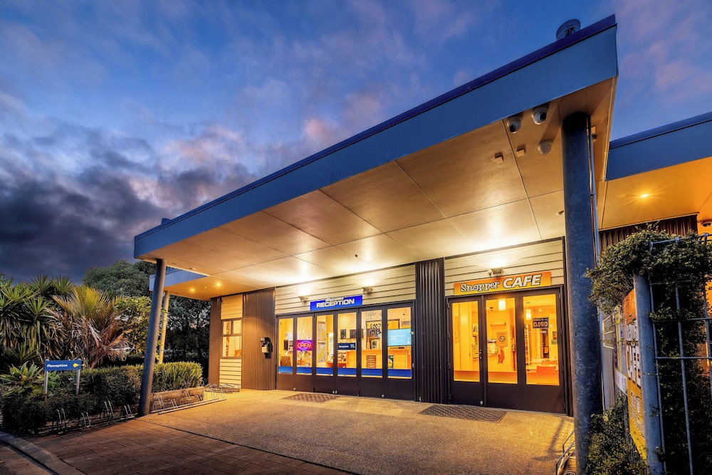 Napier Beach TOP 10 Holiday Park — 4-Star Luxury Hotel in Napier, New Zealand