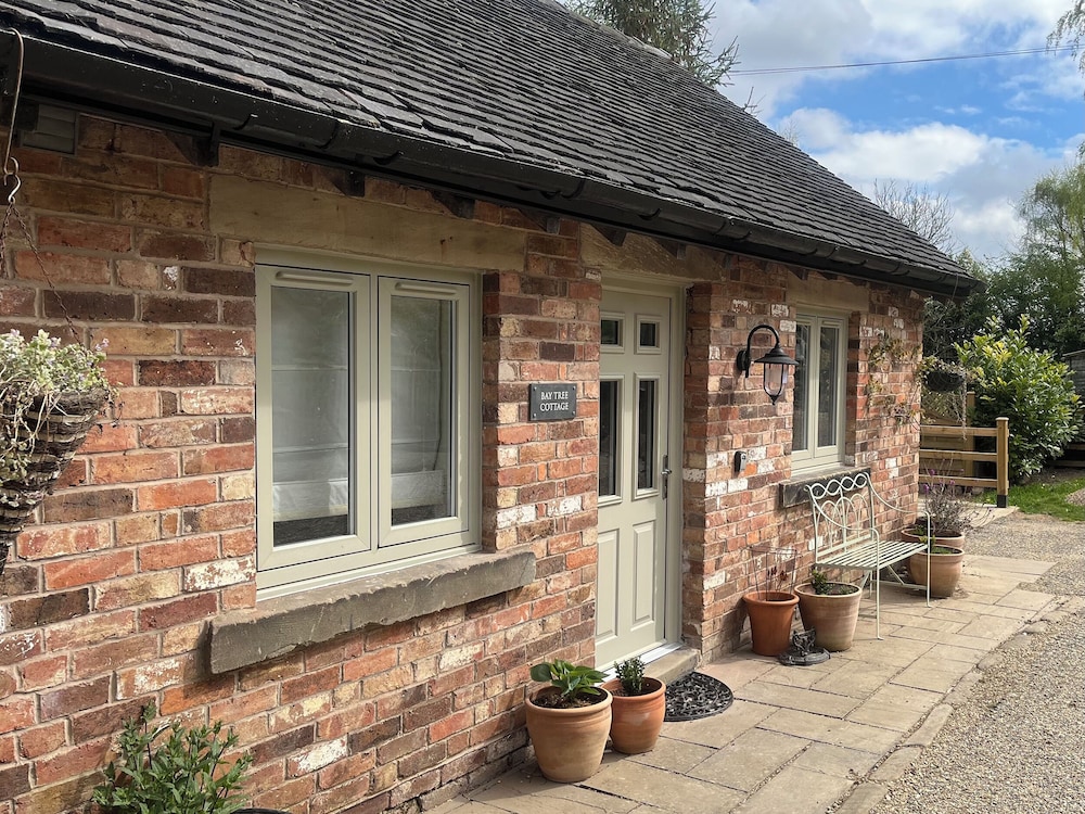 Bay Tree Cottage — 4-Star Luxury Hotel in Belper, United Kingdom