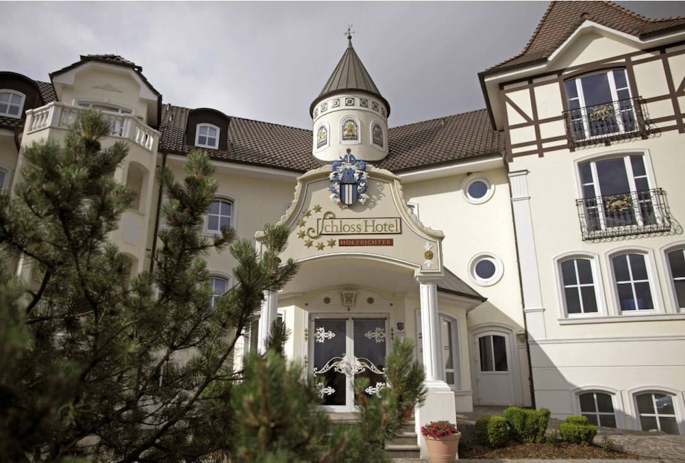 Schloss Hotel Holzrichter — Iserlohn — photo 2