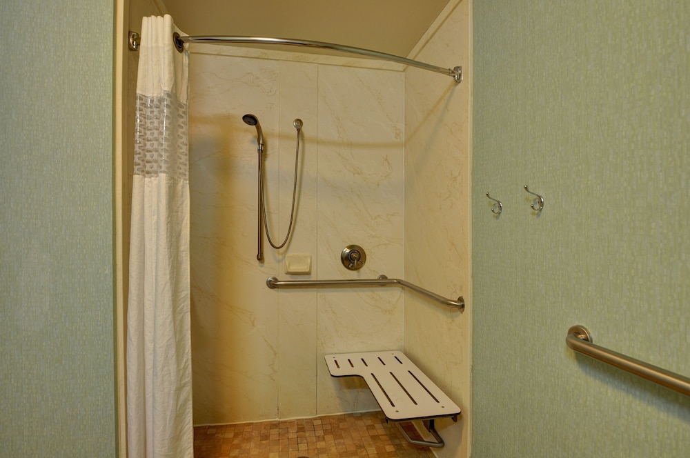 Hampton Inn Franklin Milford - photo 31