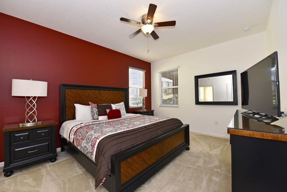 Beautiful 6 Bed Gated Pool Home At Aviana Resort - photo 3