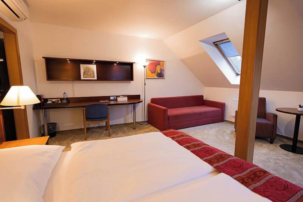 Hotel Atrium - carbon neutral hotel in Vyskov