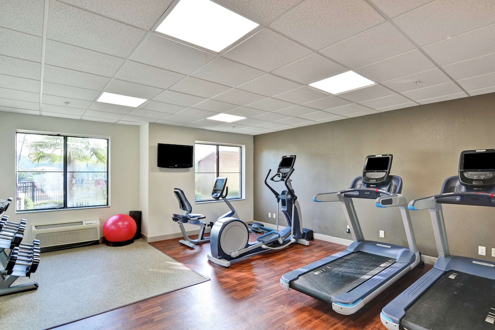 Doubletree by Hilton Hattiesburg MS - photo 33
