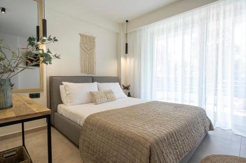 Aelia Seaside Luxury Suites — Nea Karvali