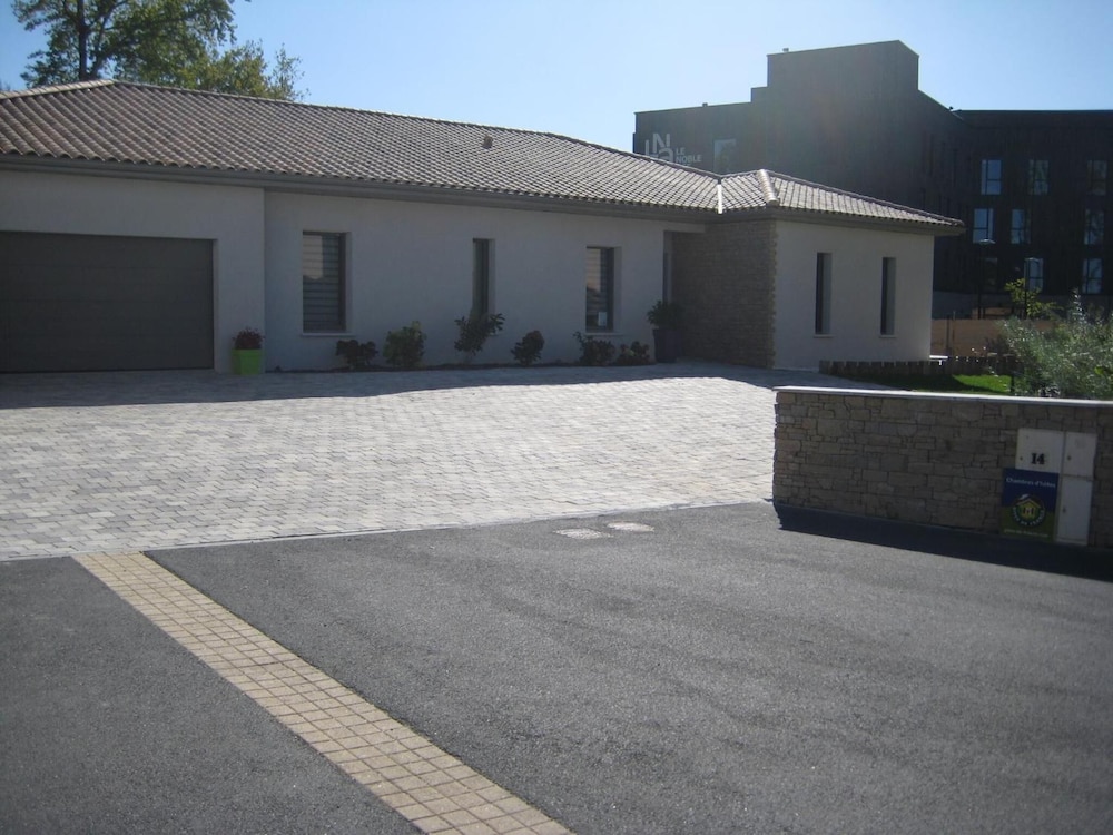 La Vertabelle - carbon neutral hotel in Vertou