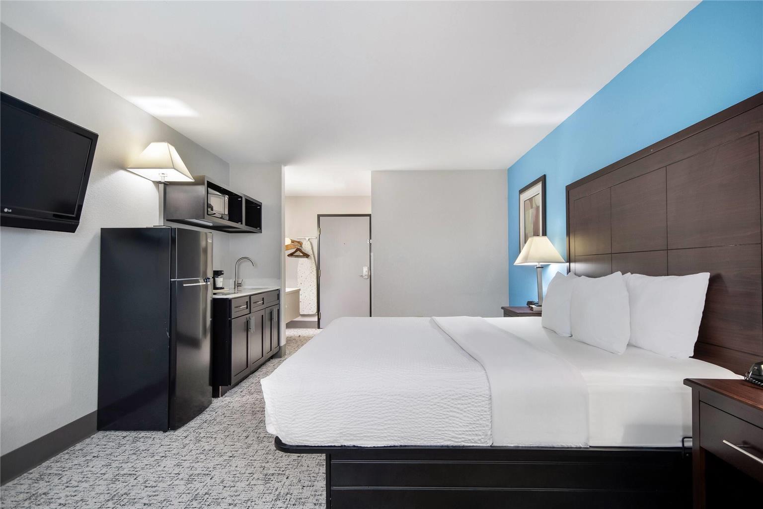 Baymont by Wyndham Marinette - photo 15