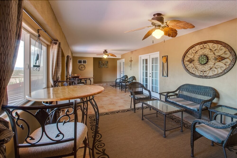 Dream Manor Inn - photo 18