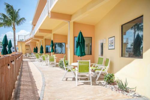 Windjammer Resort and Beach Club - photo 10