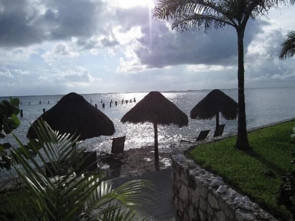 Beach/ocean view