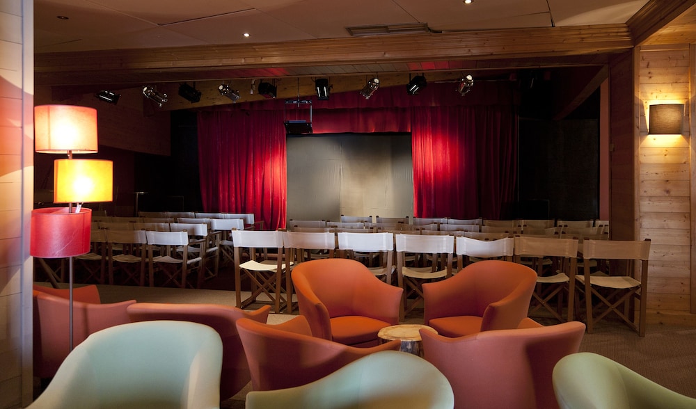 Hotel Club Ski Mmv Arc 2000 — 4-Star Luxury Hotel in Saint-Jean-De-Maurienne, France