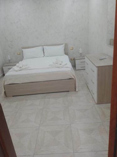 Crystal House — 4-Star Luxury Hotel in Catania, Italy