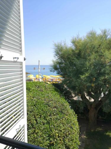 Giardino sul Mare Casa Casoni — 4-Star Luxury Hotel in Numana, Italy