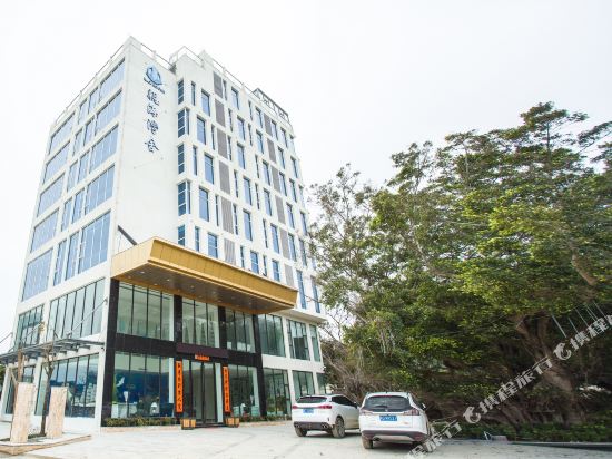 A pro Bay shed in Huidong, People's Republic of China