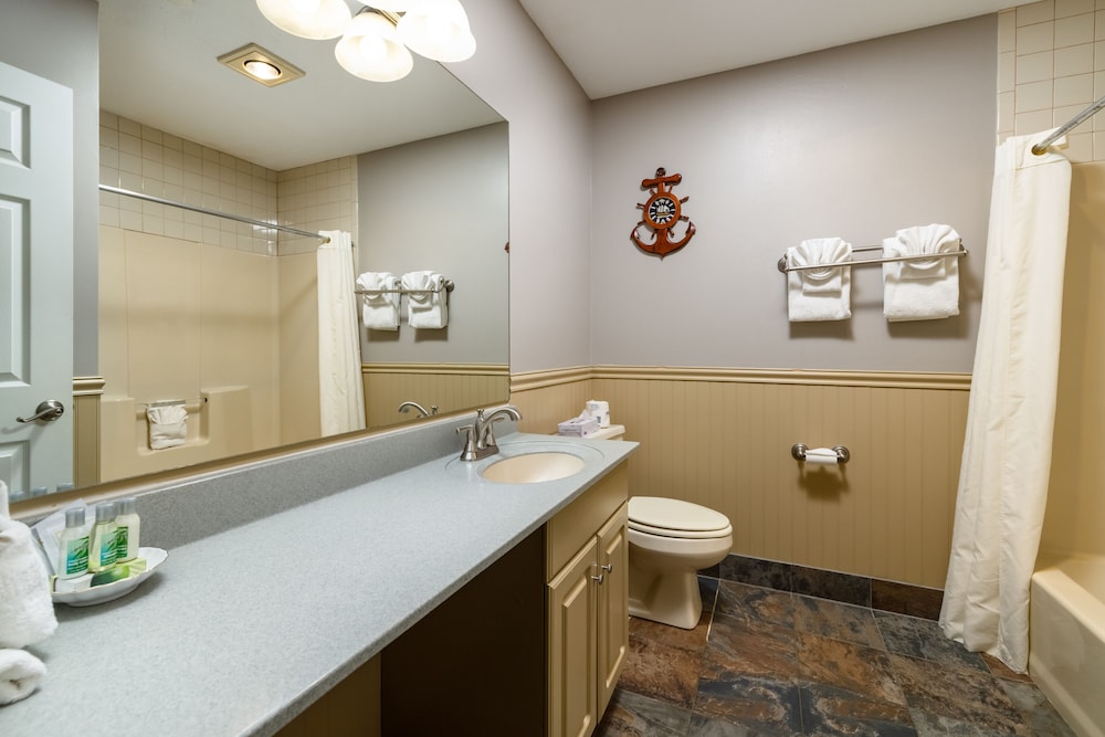 Old Harbor Inn - photo 247