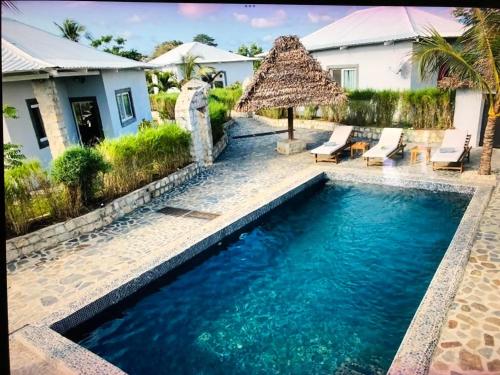 L oiseau du Paradis in Unknown City, Madagascar