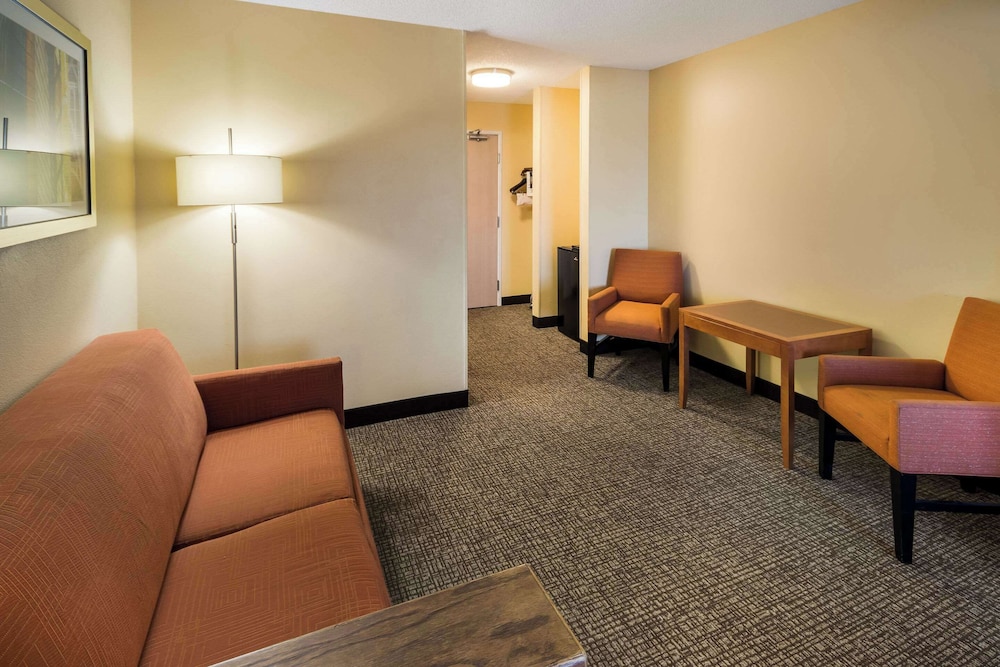 Quality Inn & Suites Bozeman - photo 21