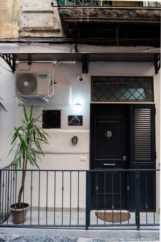 Irenetta's home — 4-Star Luxury Hotel in Naples, Italy