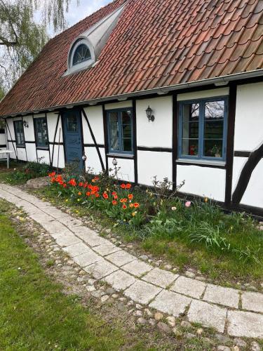 Half timbered house in Österlen — 4-Star Luxury Hotel in Sjoebo, Sweden