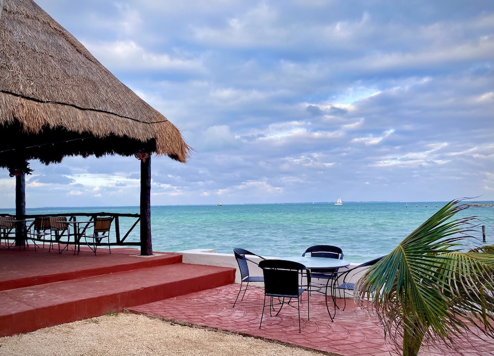 Beach/ocean view