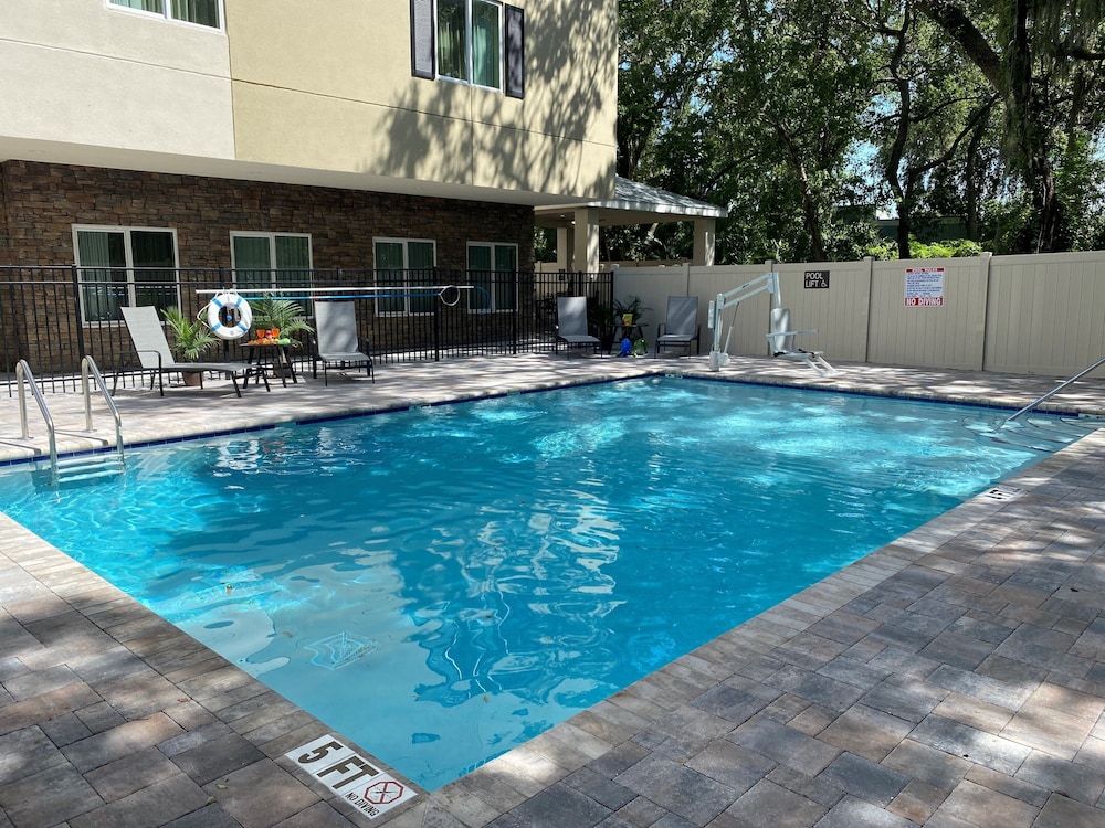 Candlewood Suites Safety Harbor Clearwater NE by IHG - photo 23