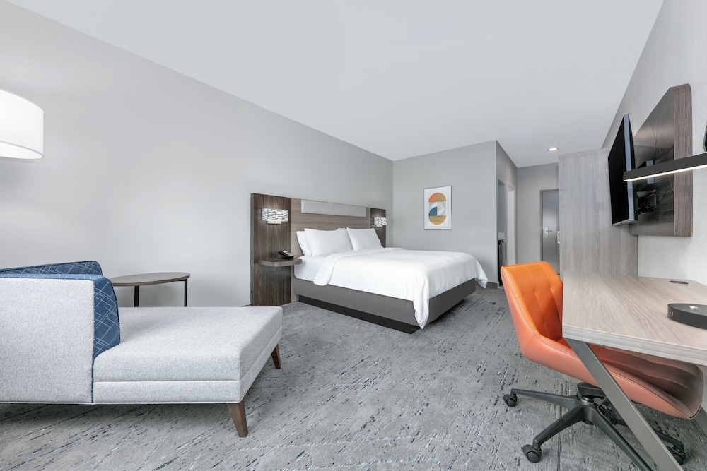 Holiday Inn Express Hotel & Suites Winnie by IHG - photo 13