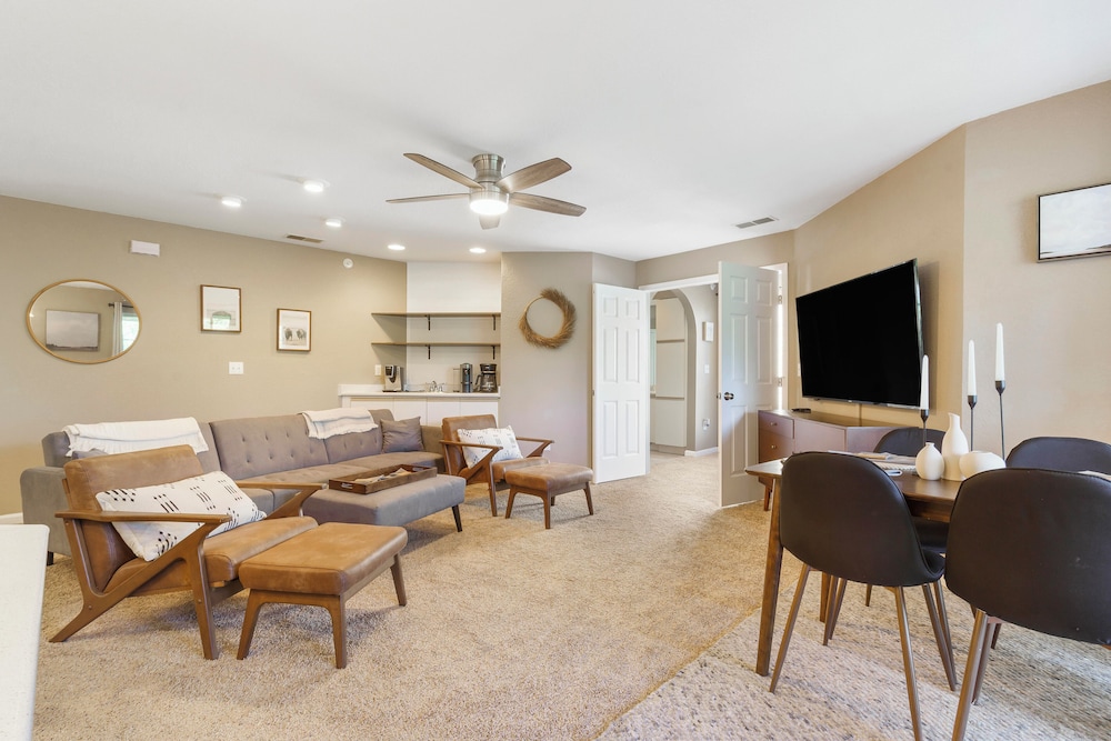 Rocky Shore Tranquility Ozark Mtn Resort Amenities - featured photo