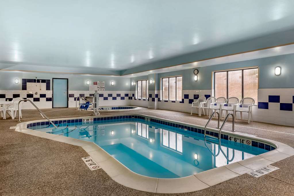 Comfort Suites Elkhart South - photo 26