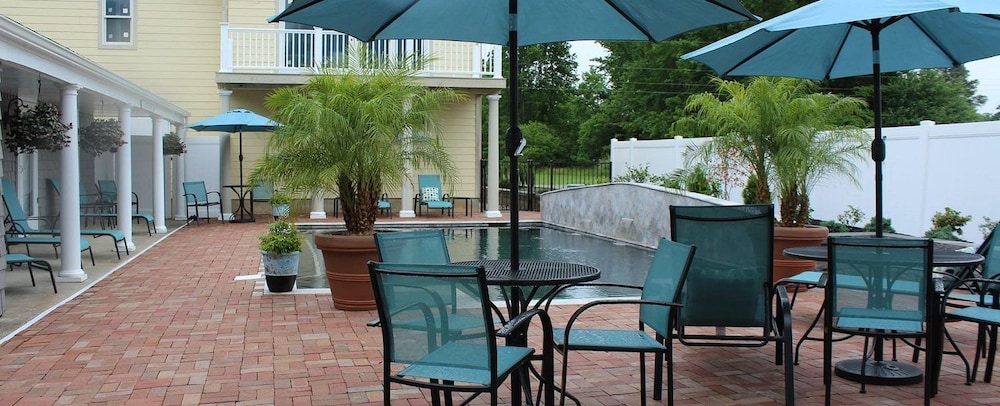 Hope and Glory Inn and Vineyard — hotel in Irvington