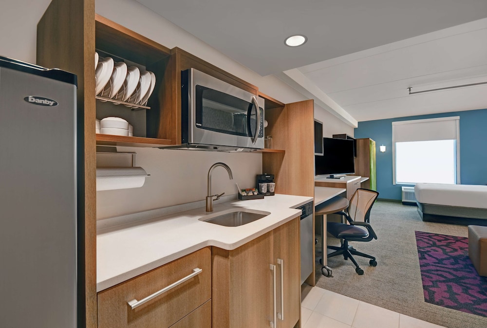 Home2 Suites by Hilton Atlanta Airport North - photo 13