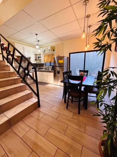 Bambú Family House AC WiFi near Metrocentro Mall — 4-Star Luxury Hotel in Santa Ana, El Salvador