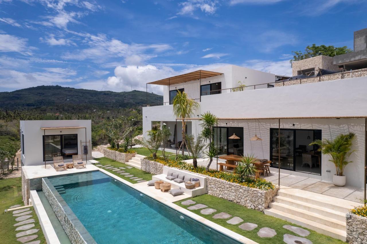 Cliffside Haven in Nusa Penida in Bali, Indonesia