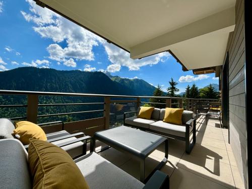 Theleme A501 T4 Avec Vue Panoramique in Chatel, France