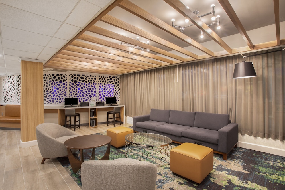 Holiday Inn & Suites Parsippany Fairfield by IHG - photo 33
