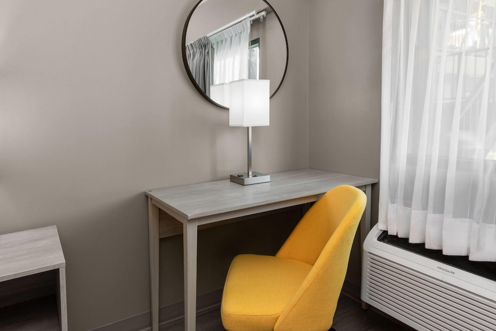 Ramada By Wyndham Kenner New Orleans Airport South - photo 20