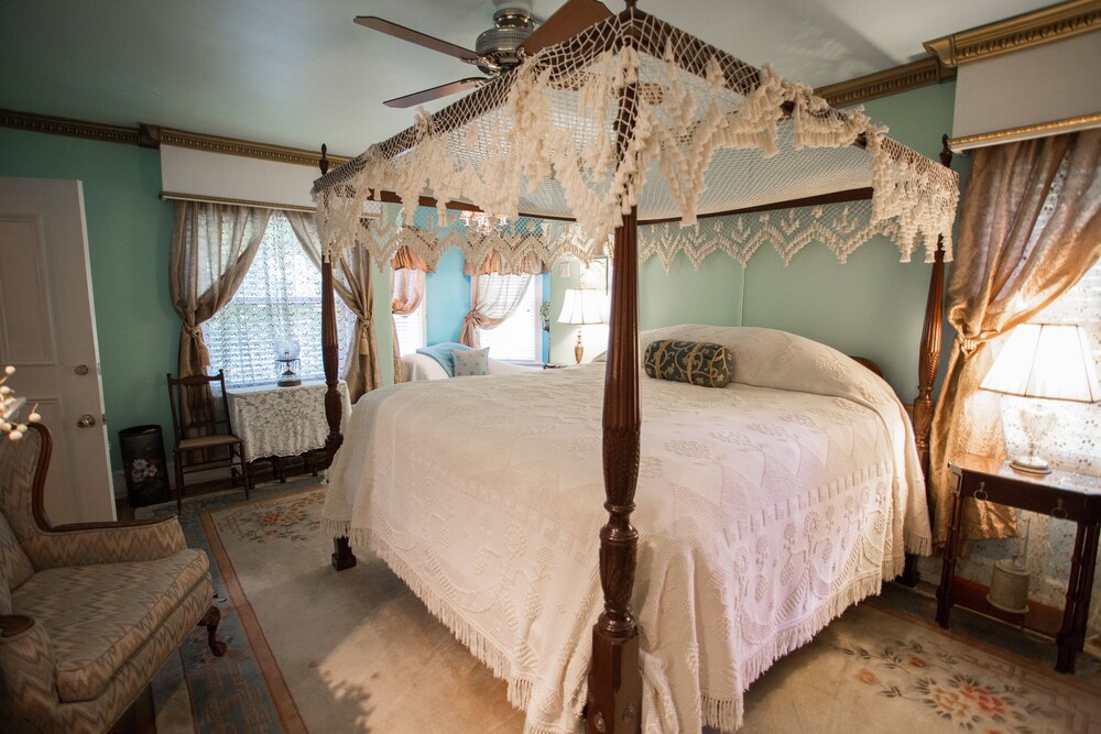 Haddonfield Inn - photo 14