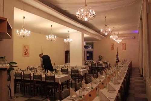 Hotel Kras — Roznava — photo 3