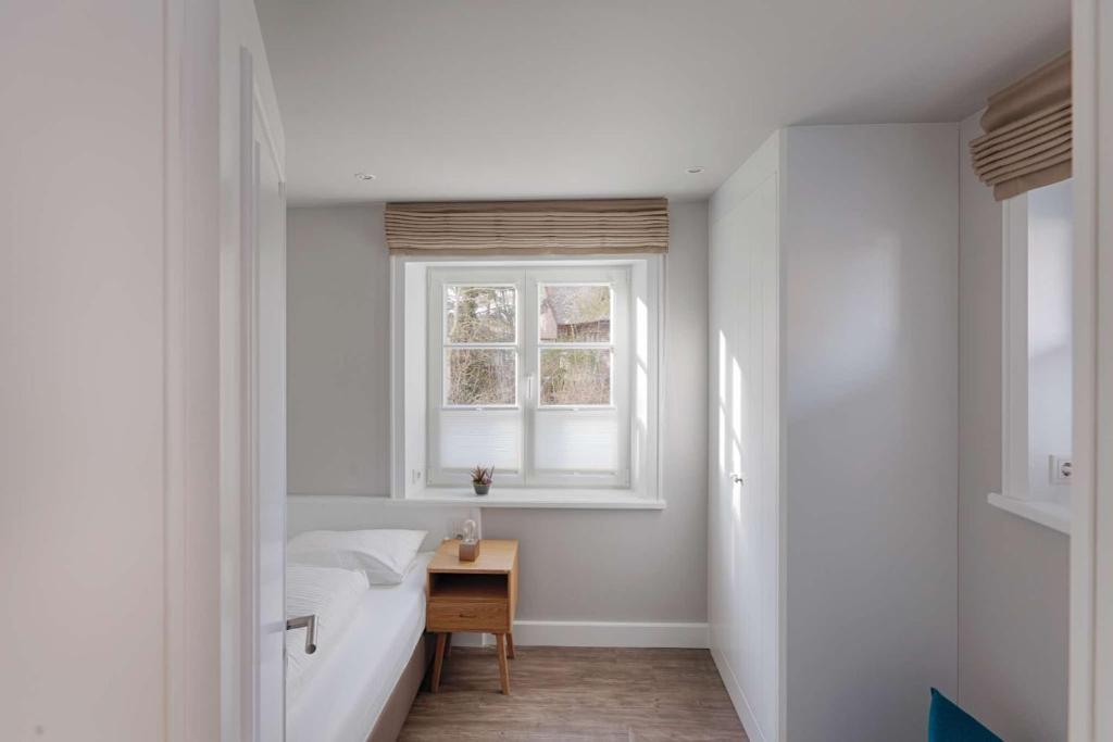 Rantum Dorf Ferienappartments im Reetdachhaus 1& 2 — 4-Star Luxury Hotel in Sylt-Ost, Germany