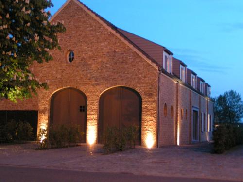 B&B Fragaria — 4-Star Luxury Hotel in Hoogstraten, Belgium