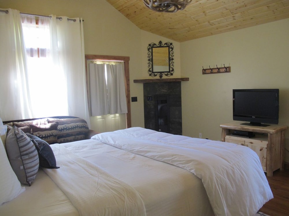 Convict Lake Resort - photo 44