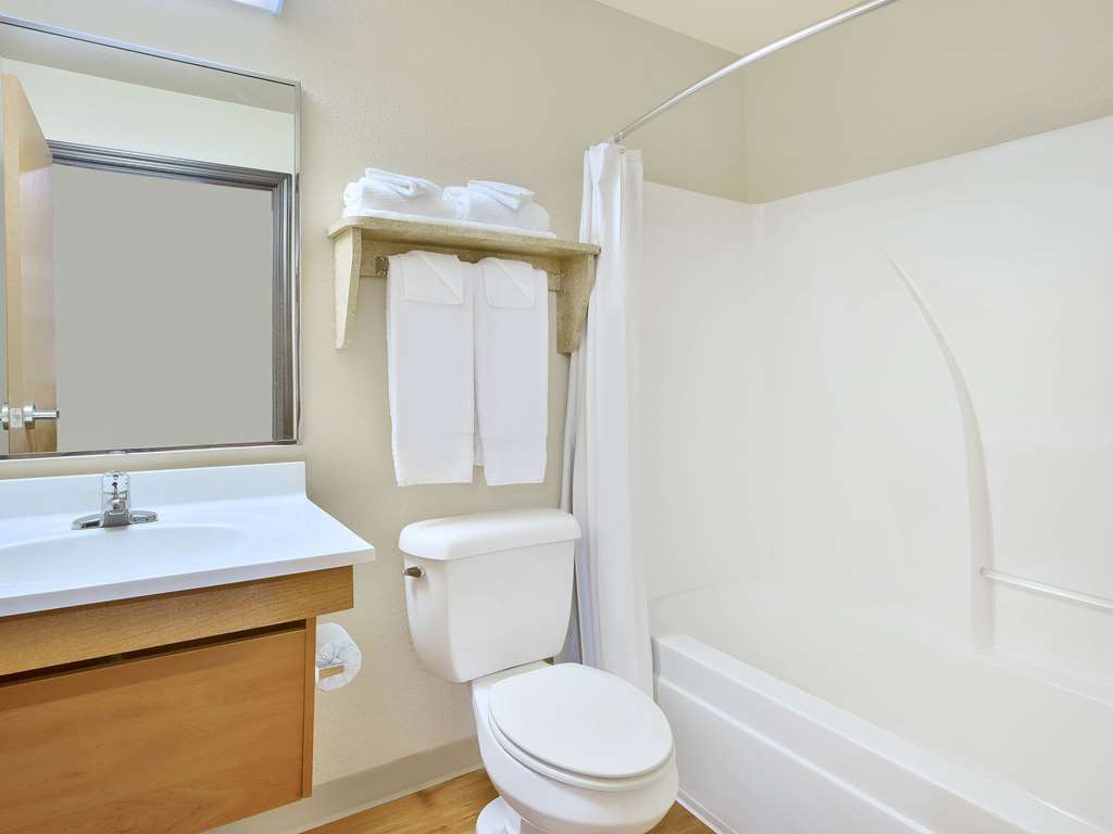 WoodSpring Suites Lincoln Northeast I 80 - photo 9