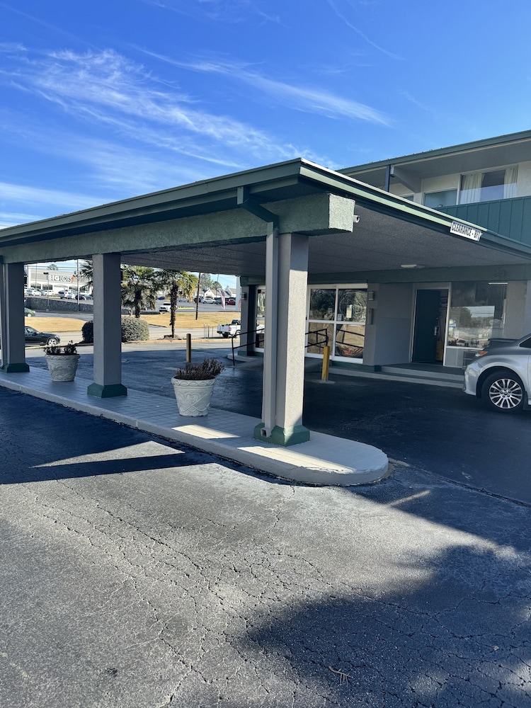 Heritage Inn Milledgeville GA - photo 20