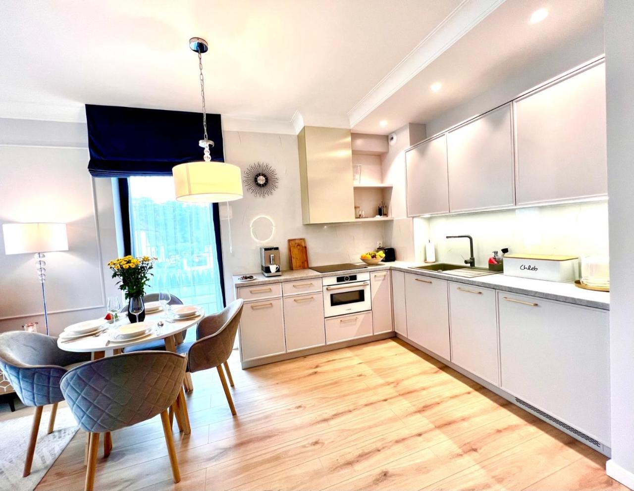 Rezydencja Niechorze Apartament SŁONECZNY 231 5D Apartamenty — 4-Star Luxury Hotel in Rewal, Poland