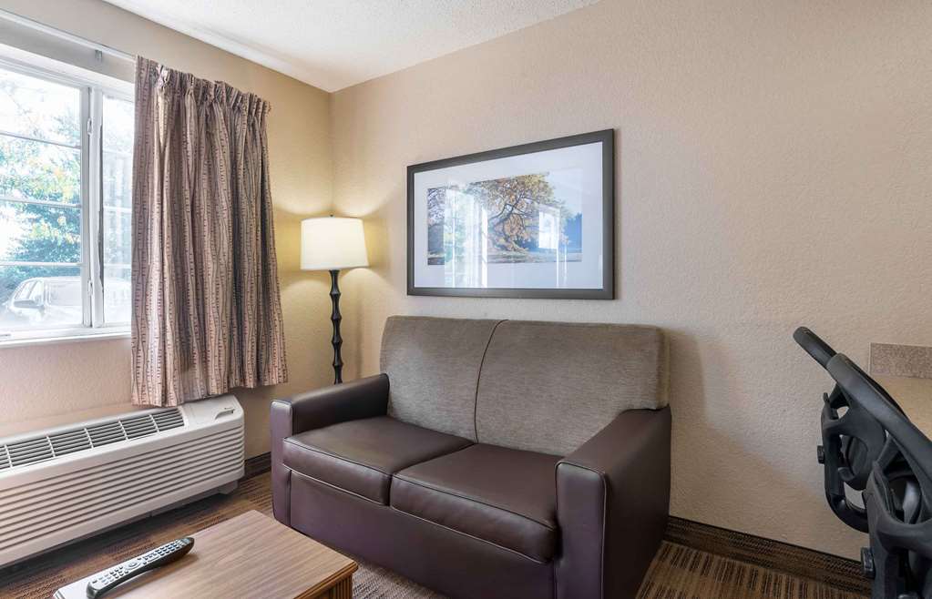 Extended Stay America Suites Louisville Alliant Avenue - photo 15