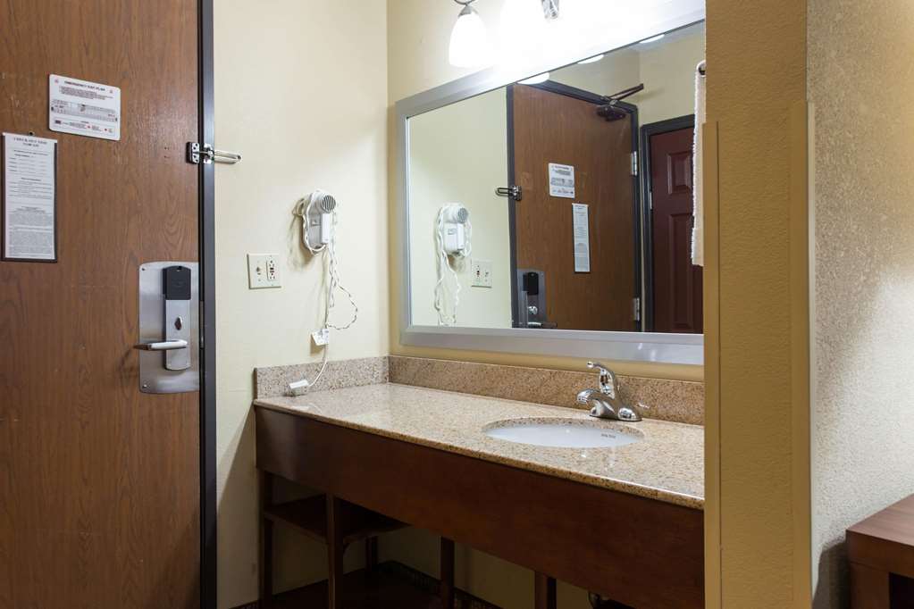 Comfort Inn Columbia West - photo 18