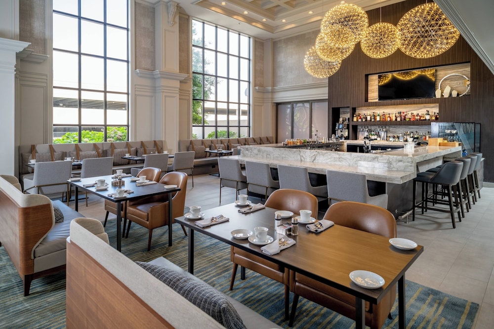 Delta Hotels by Marriott Huntington Downtown - photo 24
