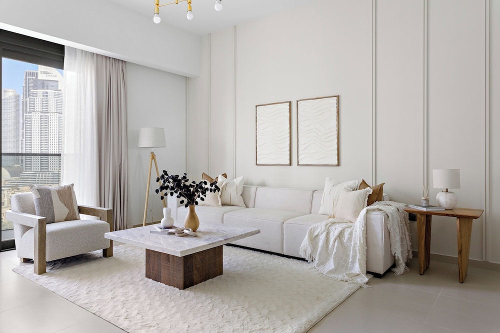 Silkhaus Act One Towers — 4-Star Luxury Hotel in Dubai, United Arab Emirates