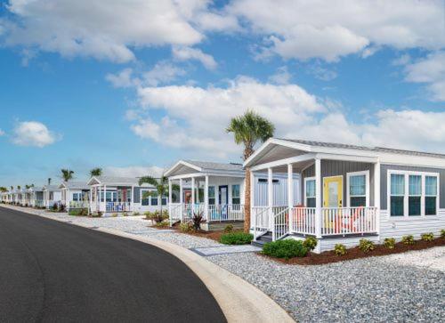 Camp Margaritaville Auburndale RV Resort and Cabana Cabins - photo 13